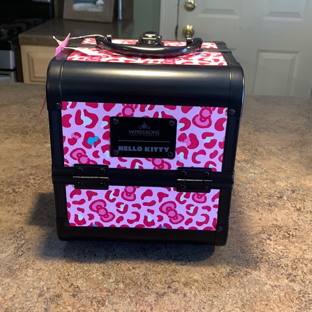 Hello Kitty Travel Make Up Case